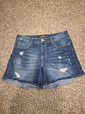 Indigo Rein Faded Distressed Denim Shorts - Blue Wash